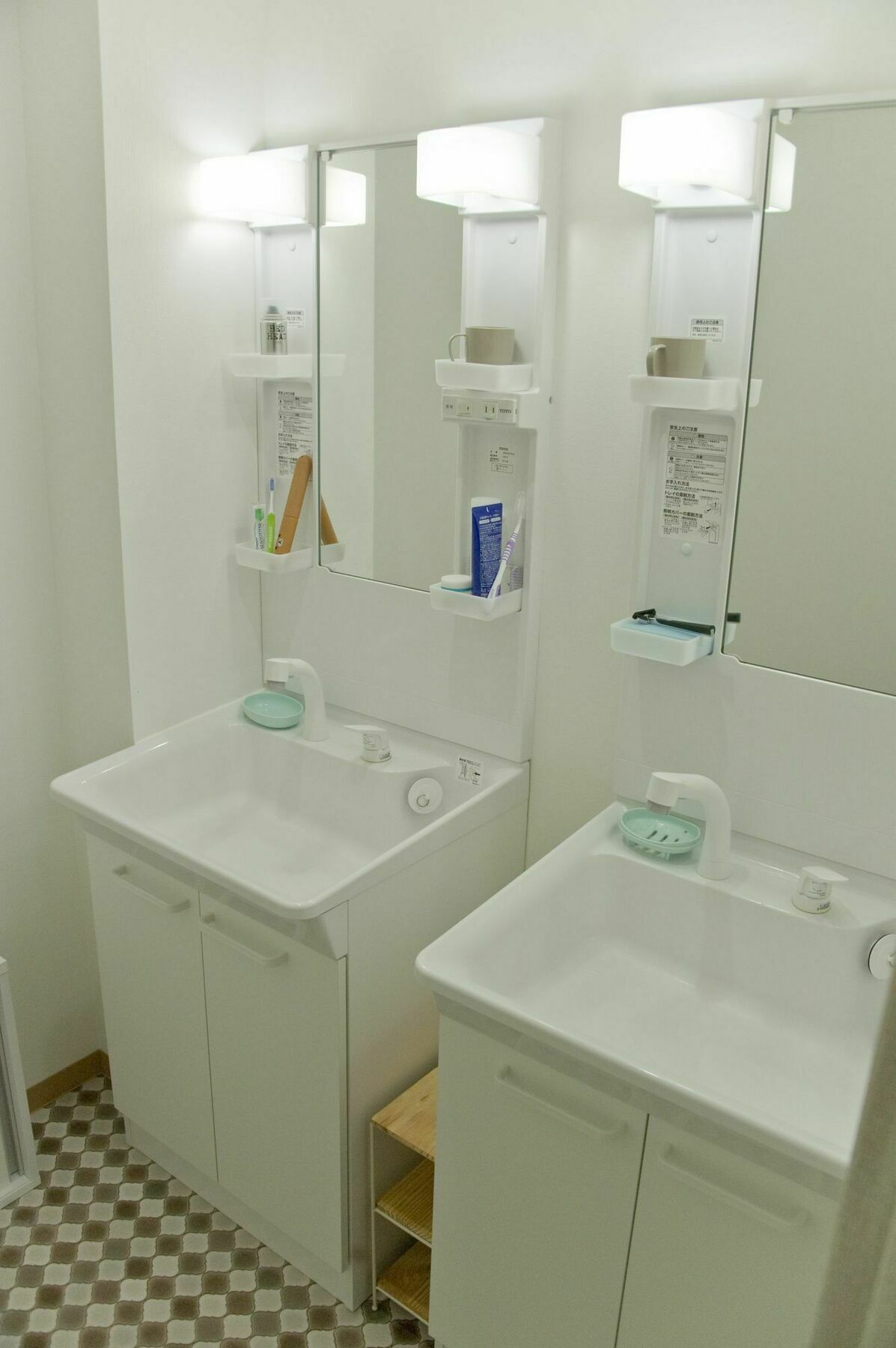 Umbrella House Hostel Oszaka Kültér fotó